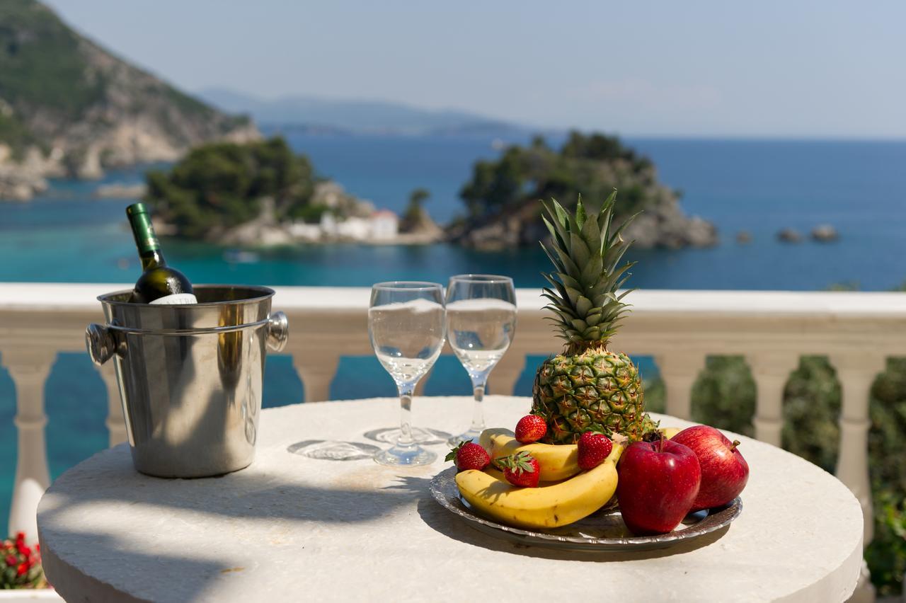 Alekas Parga Apartments Экстерьер фото